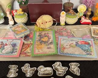 Vtg Newer Easter Figures  Decor