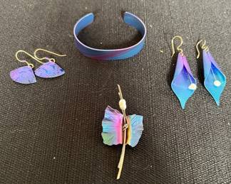 Titanium Style Fresh Water Pearl 