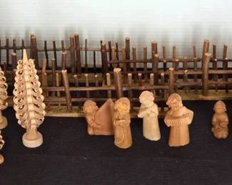 German Prewar Carved Wood Items