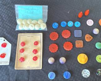 Retro Vintage, Colorful ButtonsBakelite, Celluloid, 
