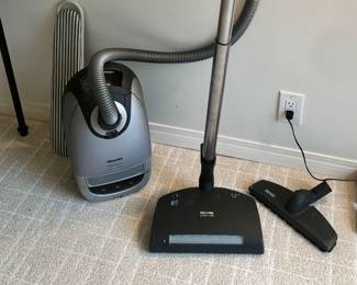 Miele Capricorn canister vacuum