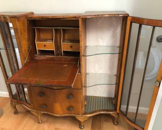 Secretary display opened up