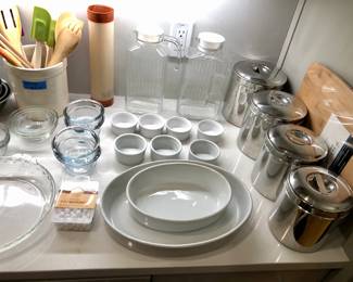 Oval casseroles, ramekins, stainless canister set