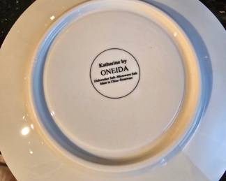 Oneida dinnerware b
