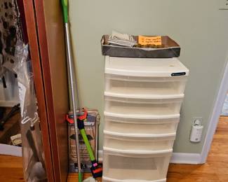 $ 12 Sterilite cupboard