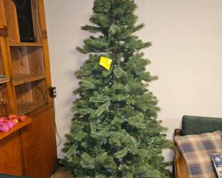 $20 Pre-lit Christmas tree