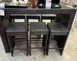 Wicker Hightop TAble 