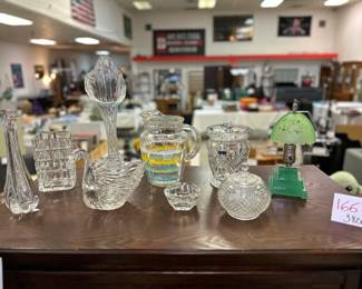 Crystal Lot (Uranium Glass)