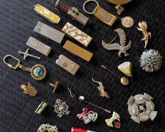 Vintage lighters, brooches, jewelry