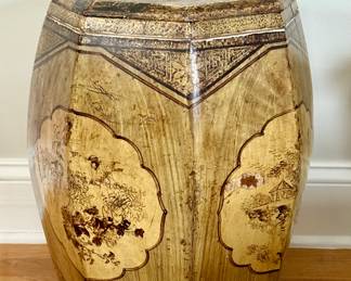 Antique Chinoisserie Rice Bucket