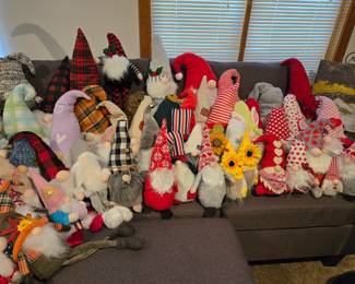 Gnomes And More Gnomes!