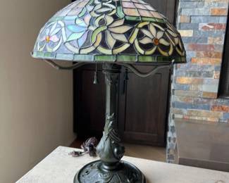 Tiffany-Style Lamp Stained Glass Lamp - Double Bulb