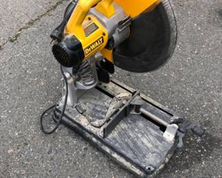 DeWalt DW872 Corded 14" Multi-Cutter Saw – Carbide-Tipped Blade