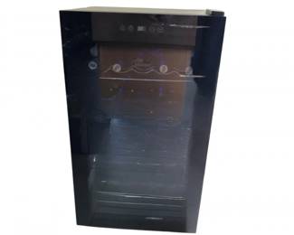 Midea Wine Fridge – Model MRW34S1ABB, 34-Bottle Capacity