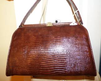 VINTAGE ALLIGATOR PURSE