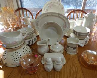 PFALTZGRAFF "TEA ROSE" CHINA 