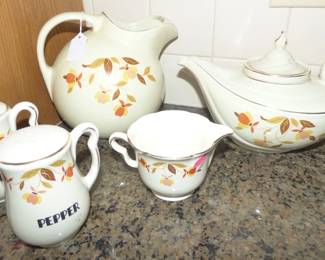 VINTAGE JEWEL TEA "AUTUMN LEAF" ITEMS : BALL PITCHER, ALADDIN TEA POT WITH INFUSER, SALT & PEPPER SHAKERS, CREAMER