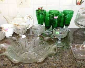 VINTAGE GLASSWARE: IRIS & HERRINGBONE BOWL & STEMWARE, FOREST GREEN BOOPIE & BURPLE GLASSES