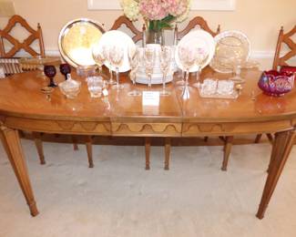 MID CENTURY MODERN DINING TABLE & 6 CHAIRS