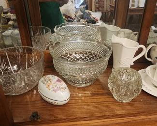 Large crystal bowls. Porcelain egg