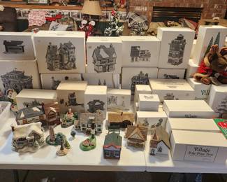 Dickens Holiday Village