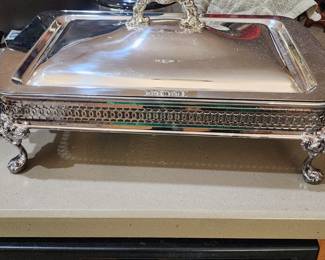 Casserole stand with lid (stand only no dish)