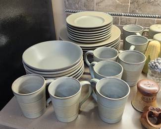 Light Green Stone Dish Set