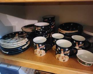 Snowman themed dish set