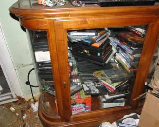 DVDs, Cabinet