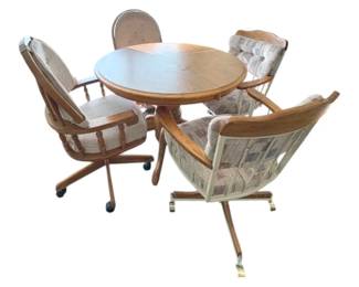 Circle Dining Table With 1 Leaf And 4 Chairs