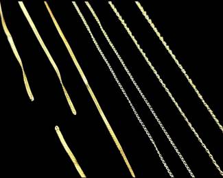 14k Gold Dainty Chains One Broken 3.01g