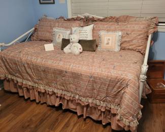 Trundle Bed 