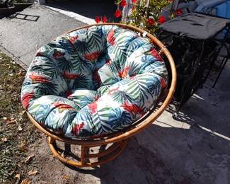 papasan chair