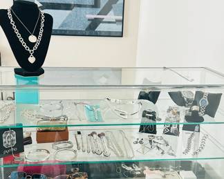 Fantastic Collection of Jewelry Availble from Top Brands Including Tiffany & Co, Lagos, Gucci, Tag Heuer, Pandora, Laura Bixby & More!!