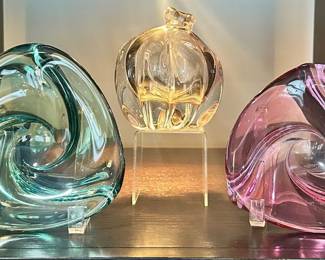 Gorgeous MCM Val Saint Lambert Trinket Dishes Shown with a Signed Joseph Bleichner Blown Glass Bud Vase.