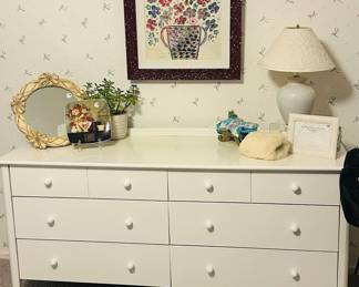 Gorgeous Canadian Made White 6-Drawer Dresser Available, 62"W x 21"D x 32"H.