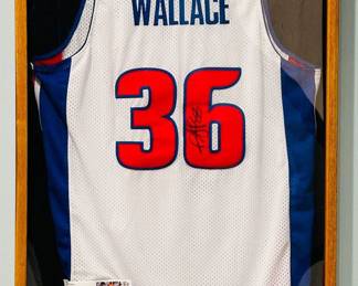 Authentic Rashid Wallace Signed jersey. 