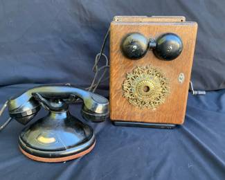 Antique Hand crank telephone
