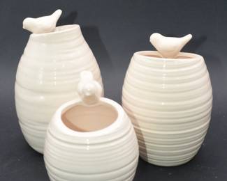 A Set of Three Contemporary Creamy White Glazed Ceramic Decorative Vessels with Bird Motif, Made in China
