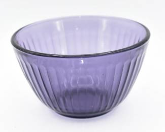 Pyrex Amethyst Purple Ribbed Mixing Bowl
