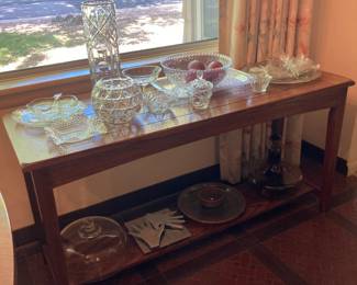 Console table, Vases, serving pieces