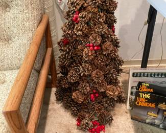 Pine Cone Christmas Tree