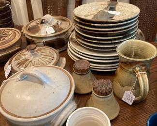 Stoneware dishes and serving bowls