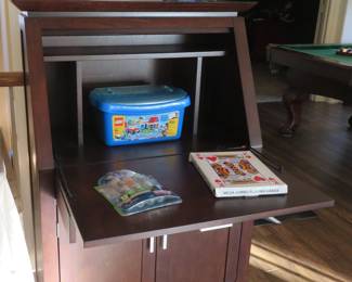 Small drop down desk