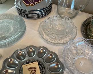 Wilton Armetale Egg Tray, Plates