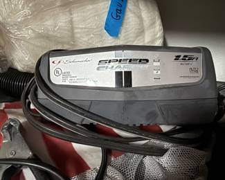 Schumacher SpeedCharge XM1-5 1.5A Battery Charger


charger and
