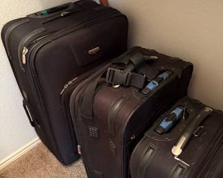 travel Club suit cases