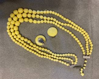 Vintage Yellow Beaded Necklace with Matching Clip Earrings