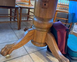 dinette table has claw feet