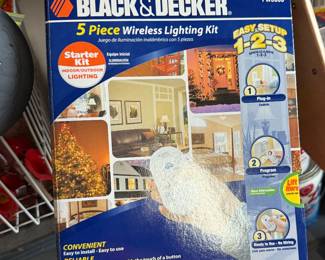 Black & Decker 5 Piece Wireless Lighting Kit